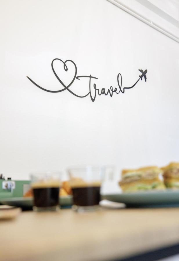 Love Travel Athens Apartments Zewnętrze zdjęcie